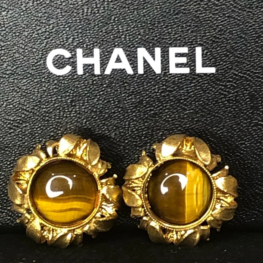 CHANEL 24k Gold Plated Tiger’s Eye Cabochon Clip On Earrings with Box